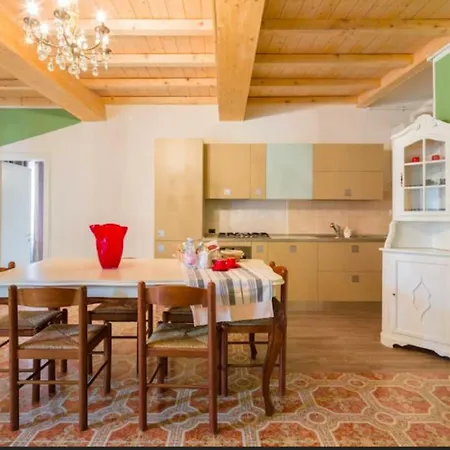 Maison Blue * Μάντοβα